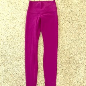 Lululemon high rise Wunder Under leggings size 6